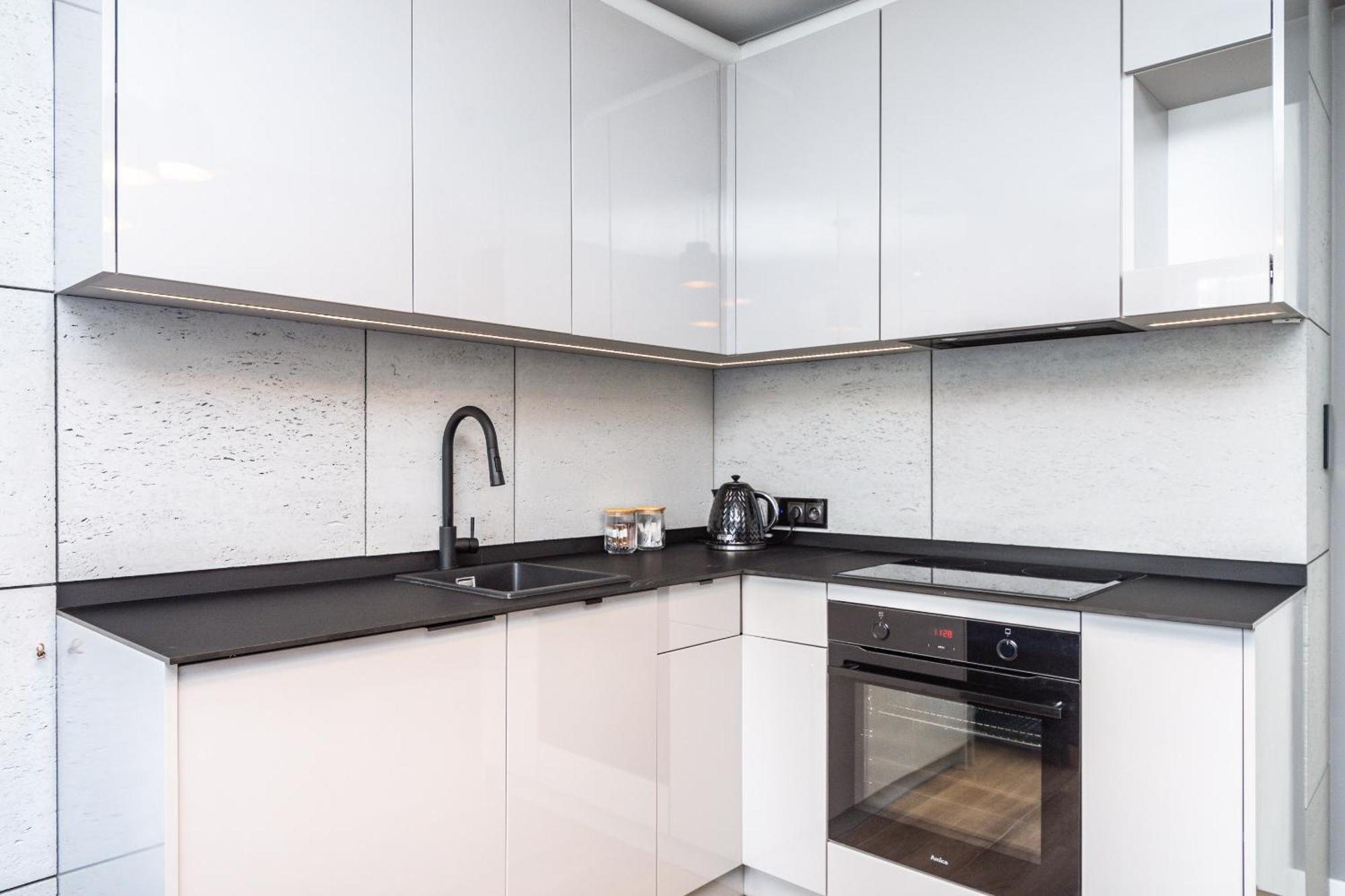 Rentplanet - Apartament Kasztelanska Cracovia Esterno foto