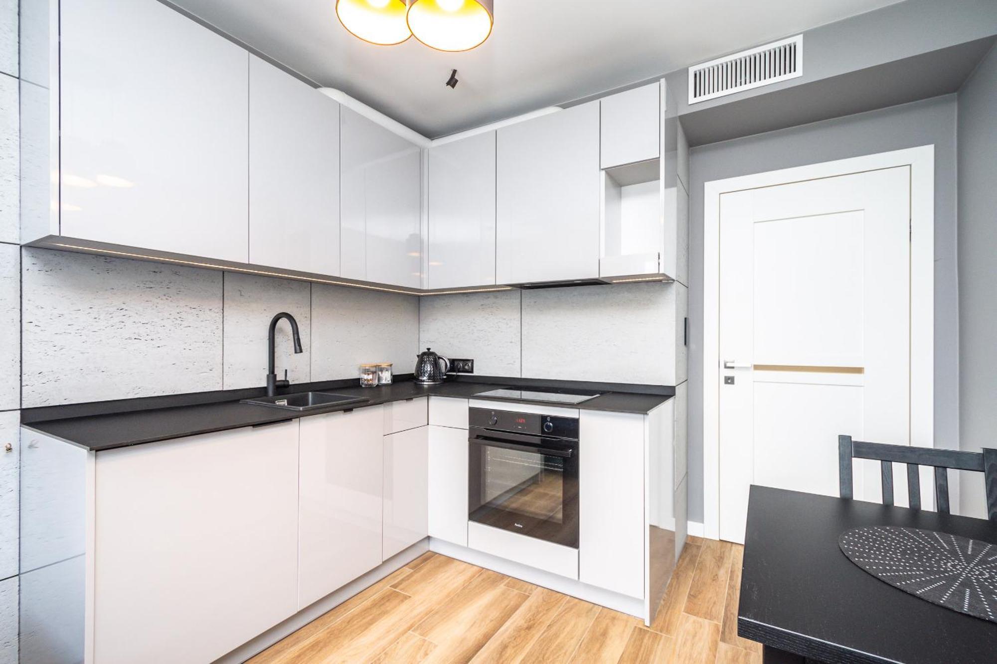 Rentplanet - Apartament Kasztelanska Cracovia Esterno foto